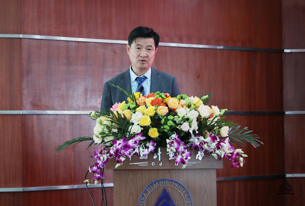 1539938997977.jpg KS8A3562_副本2.jpg