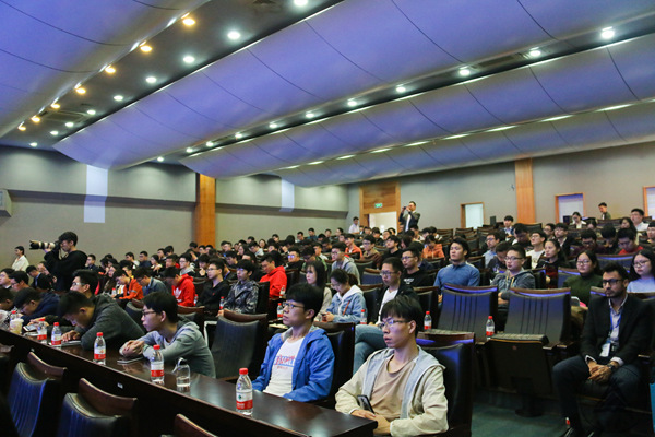 1540182367571.jpg 刘涵 (3)3.jpg