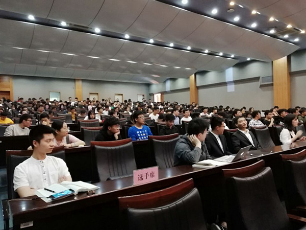 1539237027192.jpg 校奖学金评审32.jpg