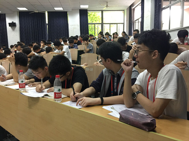 现科准大学生2.jpg