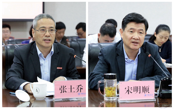 1539664866108.jpg 校拼14.jpg